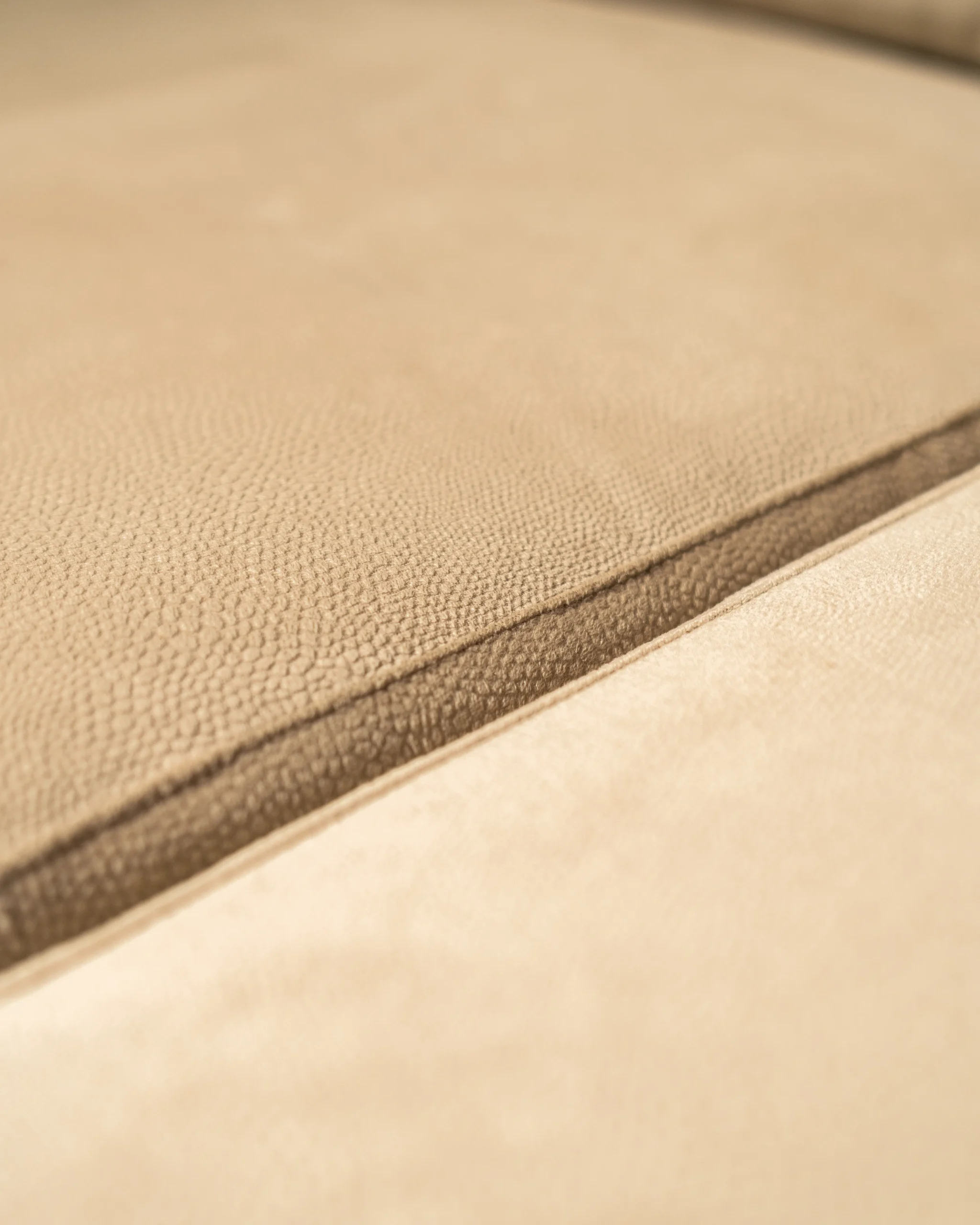 Confort Salotti — Comfort e proporzioni